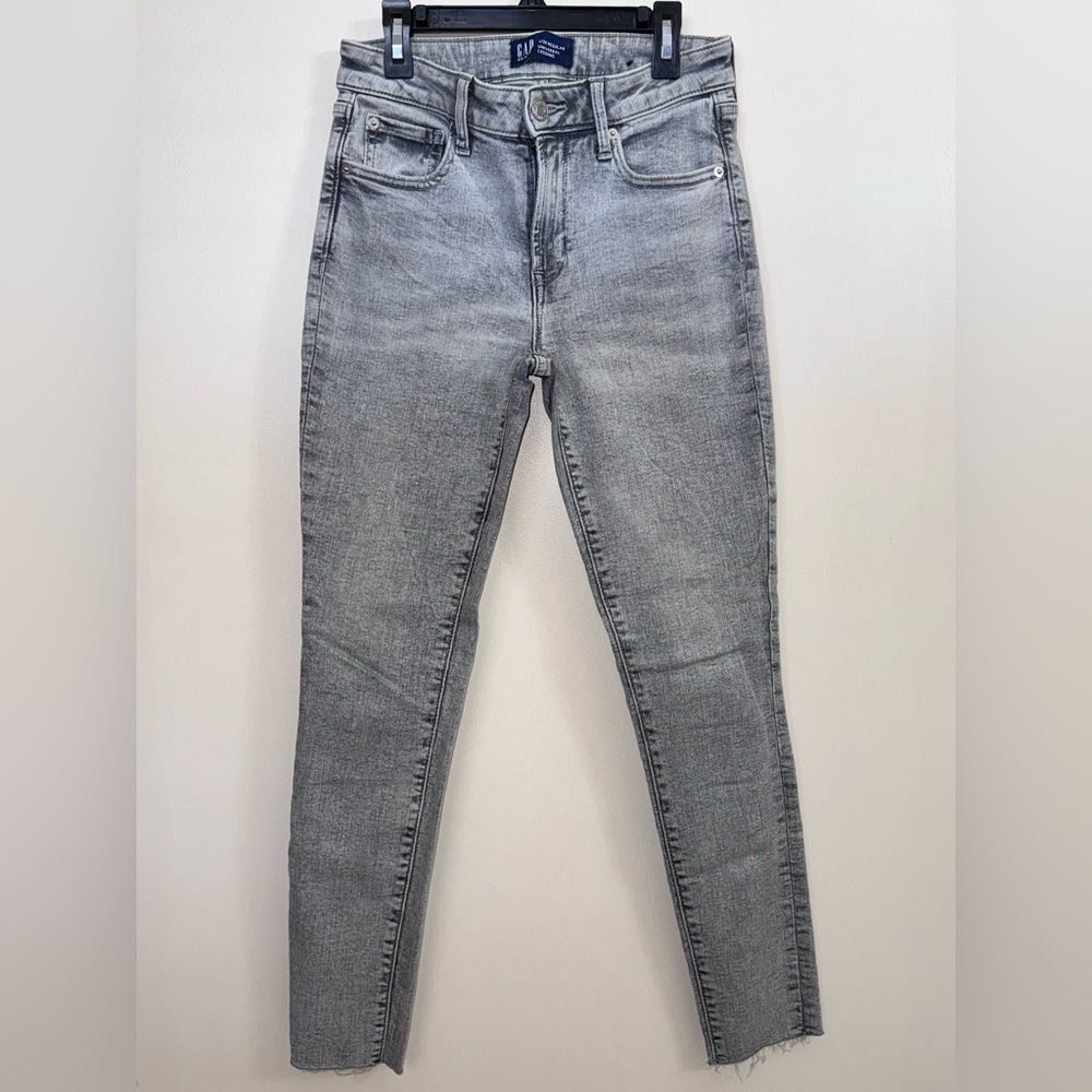 GAP Skinny Cut-off Jeans